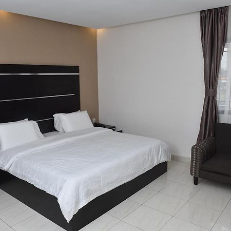 Urban Metro Inn Lagos Exteriér fotografie