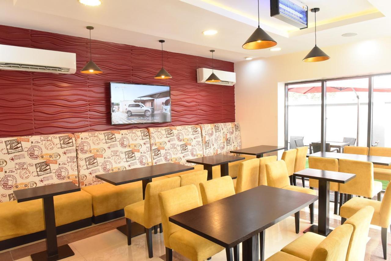 Urban Metro Inn Lagos Exteriér fotografie