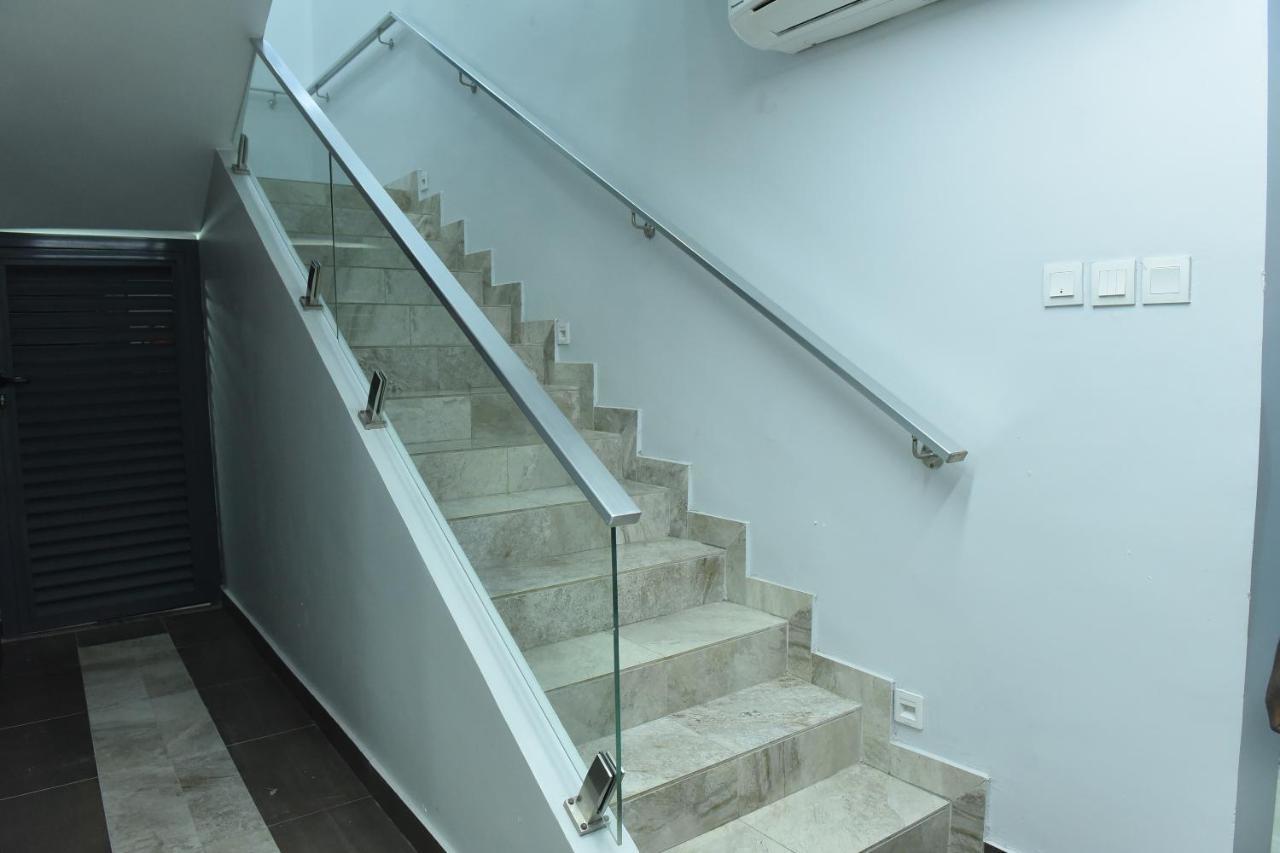 Urban Metro Inn Lagos Exteriér fotografie